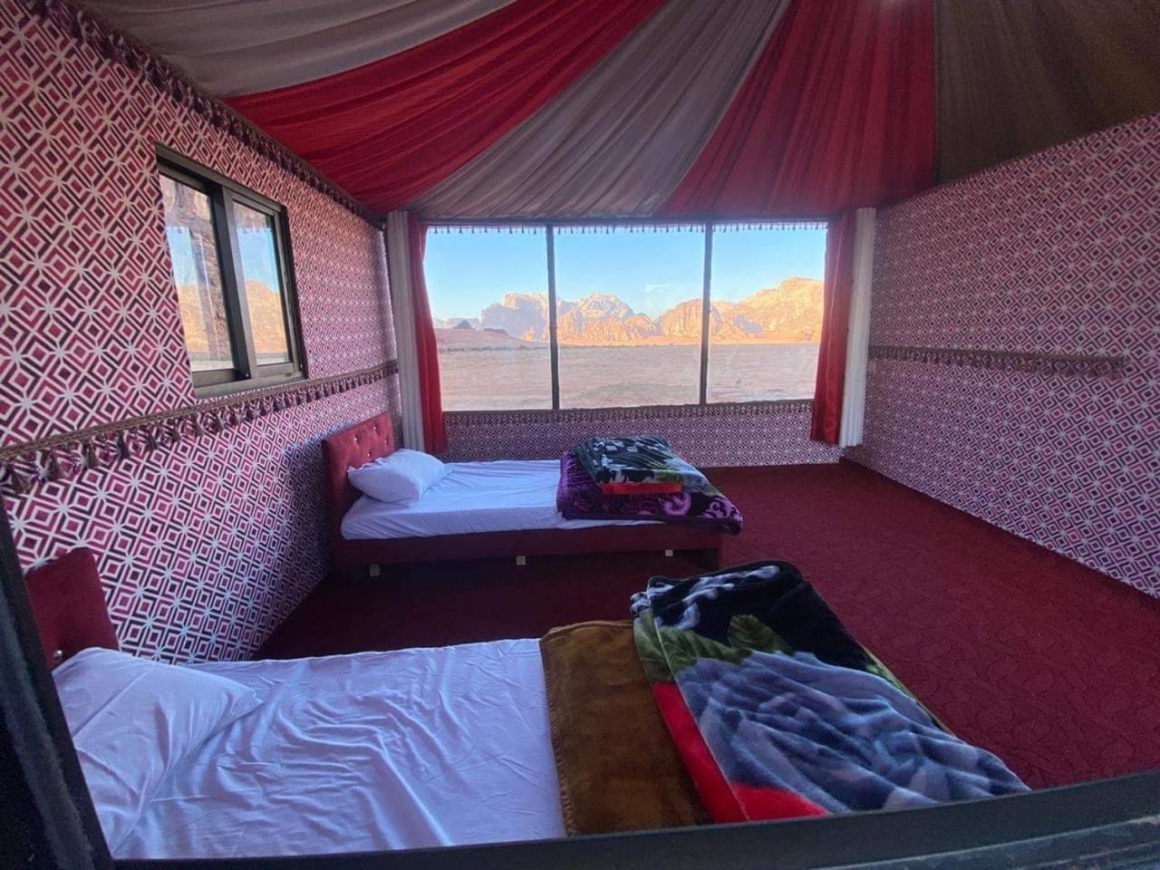 Authentic Bedouin Camp ワディ ・ラム エクステリア 写真