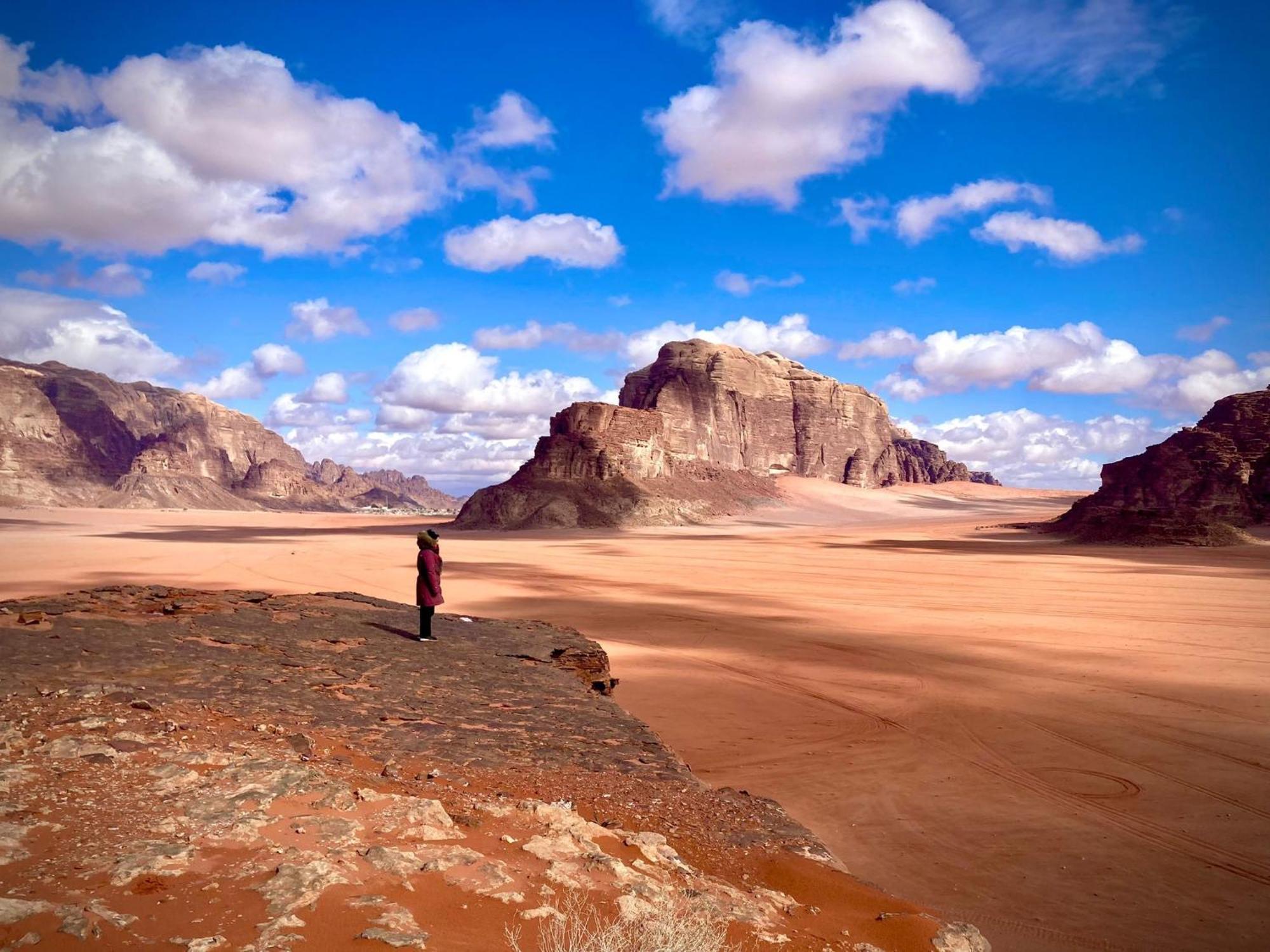 Authentic Bedouin Camp ワディ ・ラム エクステリア 写真