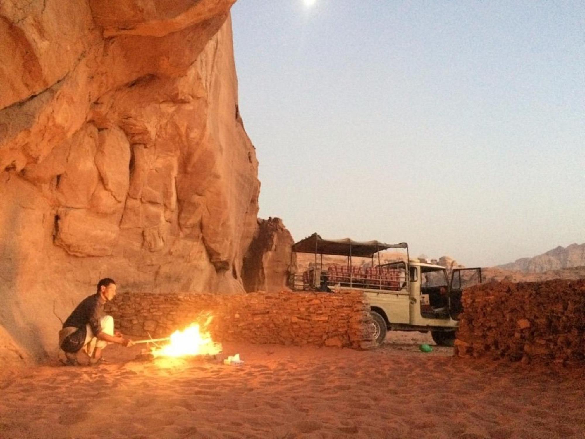 Authentic Bedouin Camp ワディ ・ラム エクステリア 写真