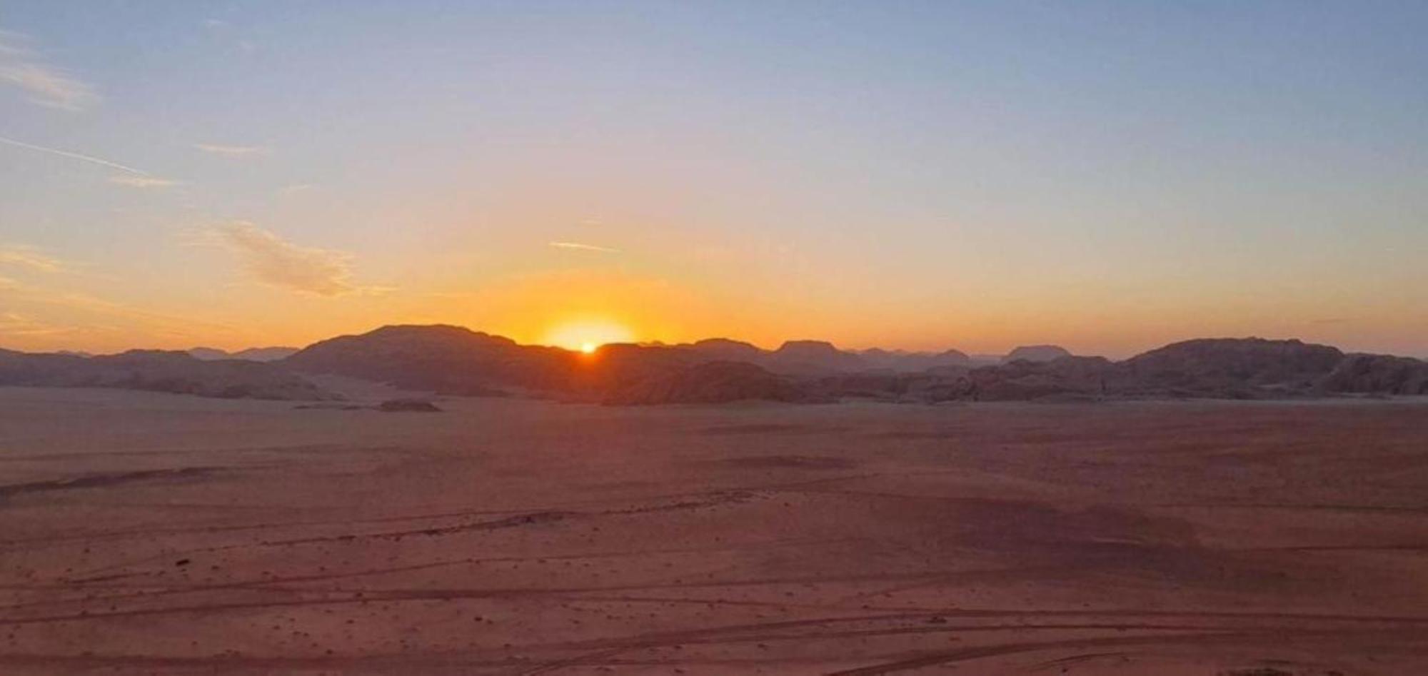 Authentic Bedouin Camp ワディ ・ラム エクステリア 写真